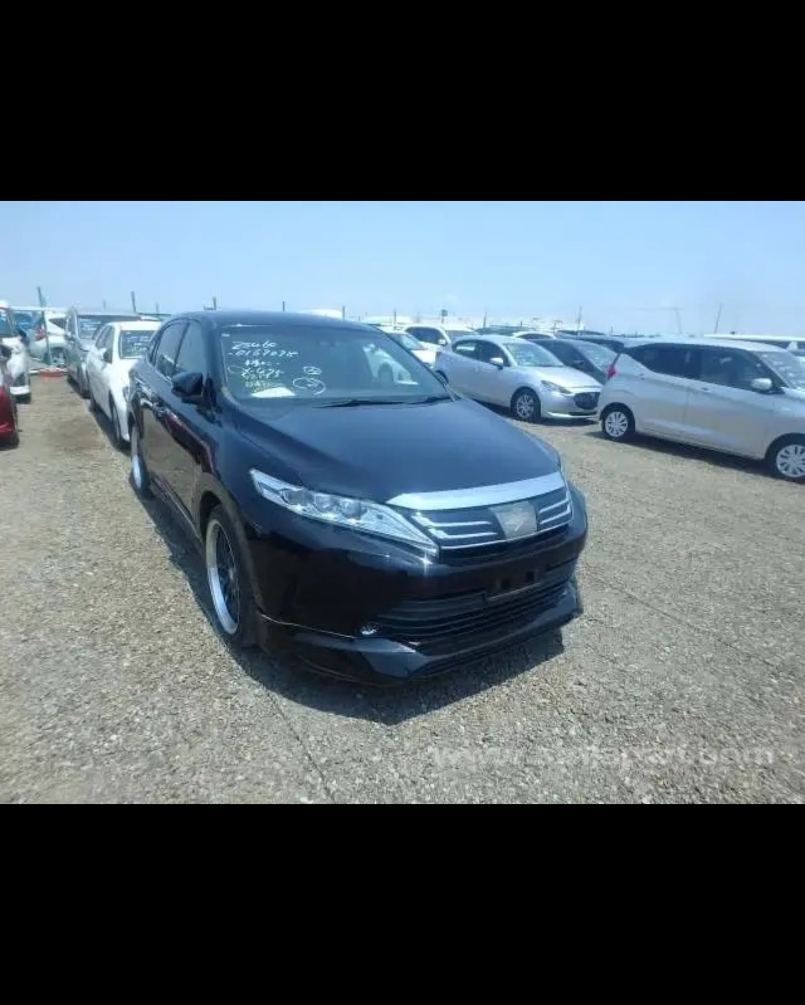 Toyota harrier primium